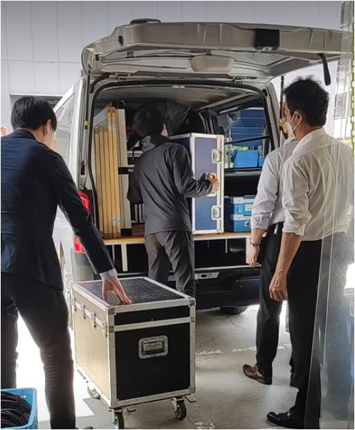 会議室やイベント会場へ専用音響機器を運搬する際の積込・撤収等のサポート